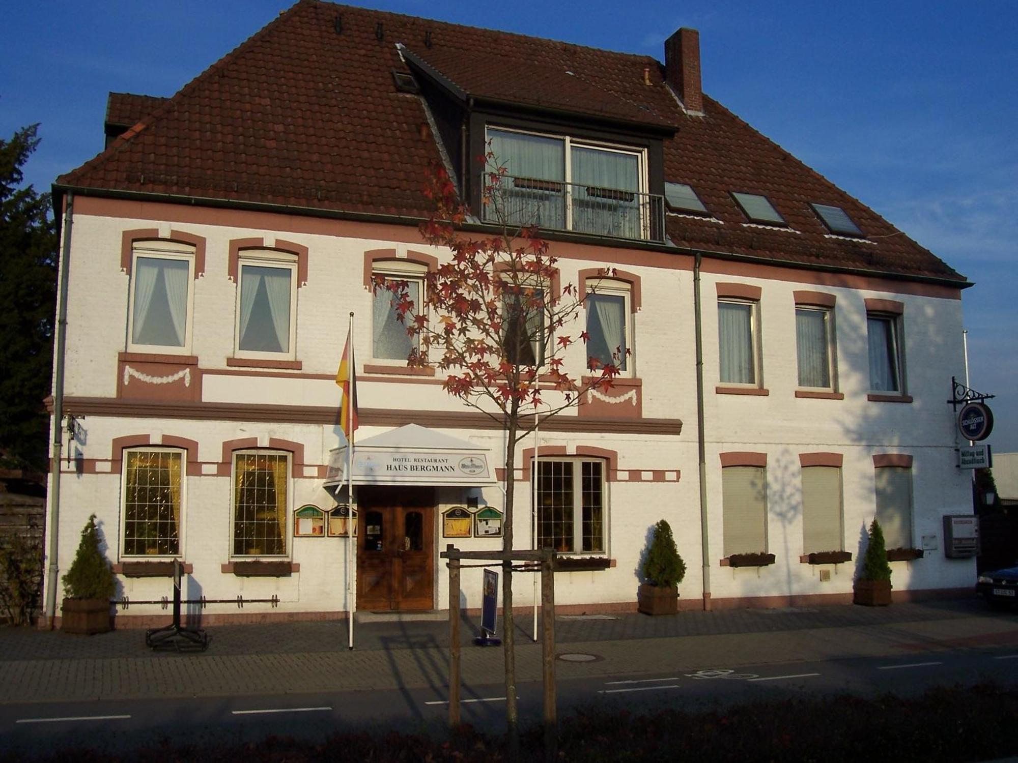 Haus Bergmann Hotel Harsewinkel Eksteriør billede